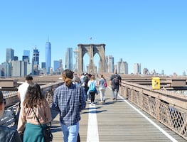 ¿Quieres vivir en EU? Por estas razones pueden negarte la Green Card