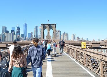 ¿Quieres vivir en EU? Por estas razones pueden negarte la Green Card