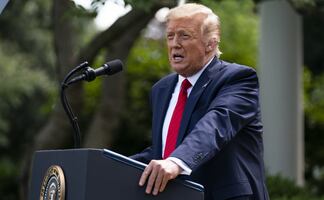 Facebook bloquea la cuenta de Trump por tiempo indefinido