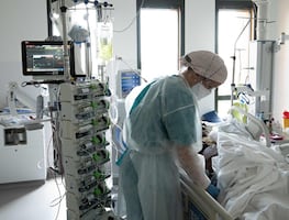 Las probabilidades de covid largo son menores con ómicron que con delta