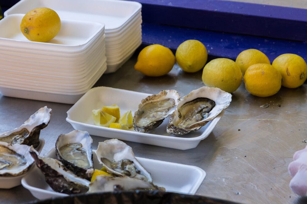 FDA advierte sobre ostras mexicanas contaminadas con norovirus; ¿qué es y cuáles son los síntomas? Foto iStock / vzwer