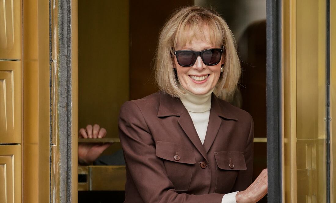 La escritora y columnista E. Jean Carroll recibirá 5 millones de dls de Trump por abuso sexual y difamación (AP Photo/John Minchillo)