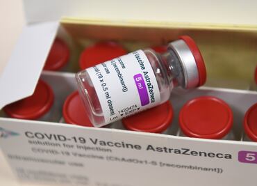 Covid-19. Asocian AstraZeneca con riesgo de trastorno hemorrágico