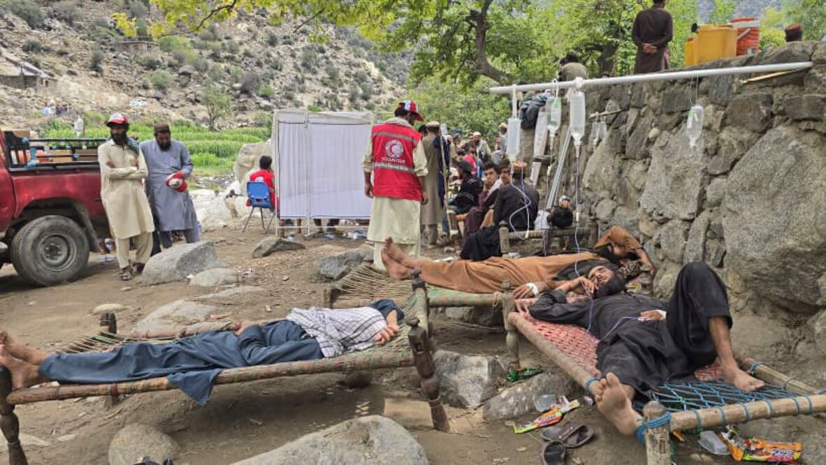 Nuevo sismo sacude Afganistán: familias atrapadas y pueblos enteros devastados tras primer terremoto de magnitud 6-EFE/ Lmar Khplwak