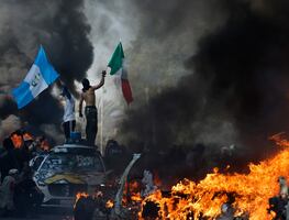 Trump dice que enviar tropas salvó a Los Ángeles de ser "completamente destruida"