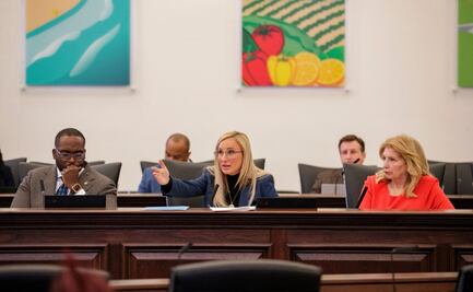 Miles de médicos piden rechazar nueva ley antiaborto en Florida 