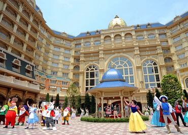 Hoteles de Disneyland suspenden reservas debido al Covid-19