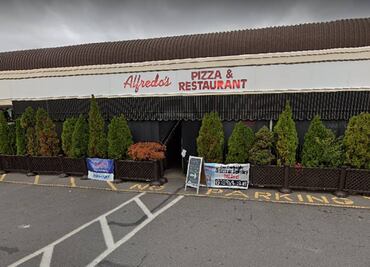 Restaurante en EU demanda a cliente por pedir que devolvieran propina de 3 mil dólares