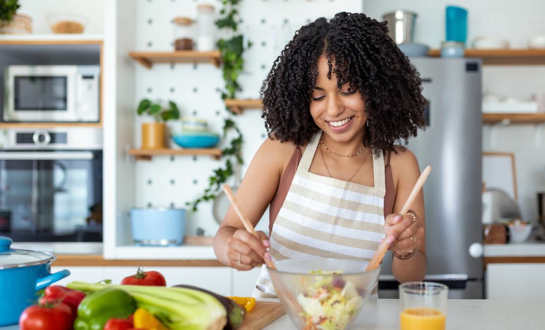 Aprende sobre alimentación saludable con el curso GRATIS y en línea de la Universidad Javeriana. iStock/stefanamer