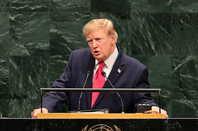 Trump arremete contra México:  "Inaceptable compartir una frontera de 2,000 millas con un territorio controlado por cárteles"