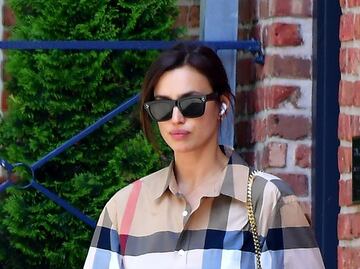 ¿Reconciliación? Captan a Irina Shayk en la casa de Bradley Cooper