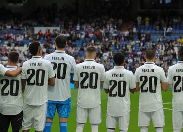 Tras polémica por racismo, el Bernabeú se vuelca con Vinícius Jr.