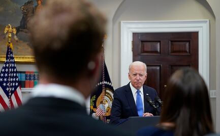 Biden recibe a soñadores en la Casa Blanca para promover reforma migratoria
