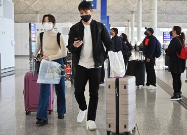 Hong Kong ofrece apoyo a estudiantes de Harvard excluidos por veto migratorio