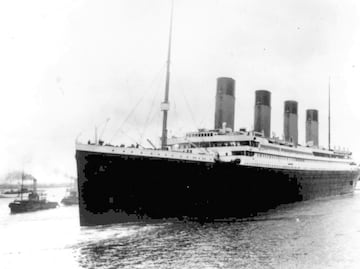 Subastan trozo de madera de 'Titanic'  por 718,750 dólares: ¿Cabían Jack y Rose?