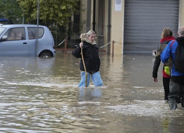 Tormenta Ciaran causa estragos en Europa: 1.2 millones de hogares franceses sin electricidad. VIDEO
