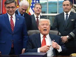 Trump firma el fin del cierre de Gobierno y lanza advertencia al Congreso: “Esto no debe repetirse”