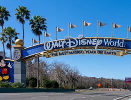 Habrá feria de trabajo con vacantes en Disney World con salarios de más de 27 dólares por hora