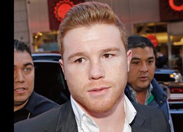 ‘Canelo’ Álvarez “truena” con Óscar de la Hoya