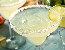 ¡Sólo para expertos! Ofrecen 4 mil dólares para encontrar las mejores margaritas en Las Vegas