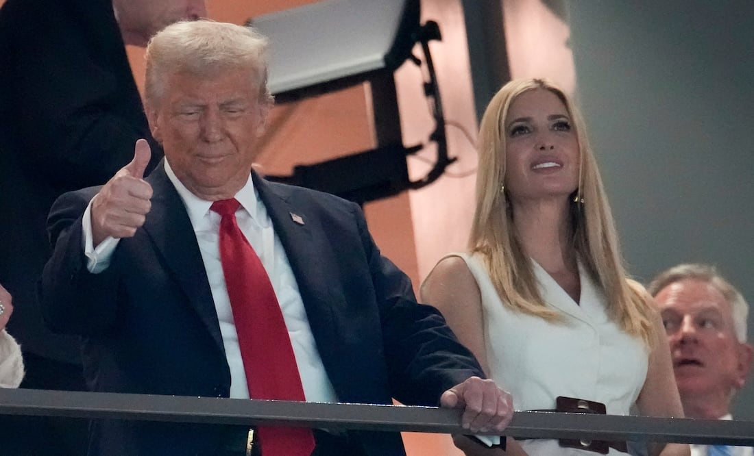 El look de lujo con el que Ivanka Trump se robó las miradas en el Super Bowl 2025. Foto: AP