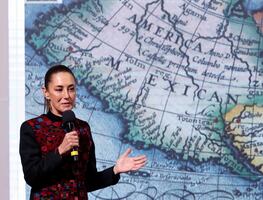 Sheinbaum propone llamar a Estados Unidos "América mexicana" en respuesta a Trump