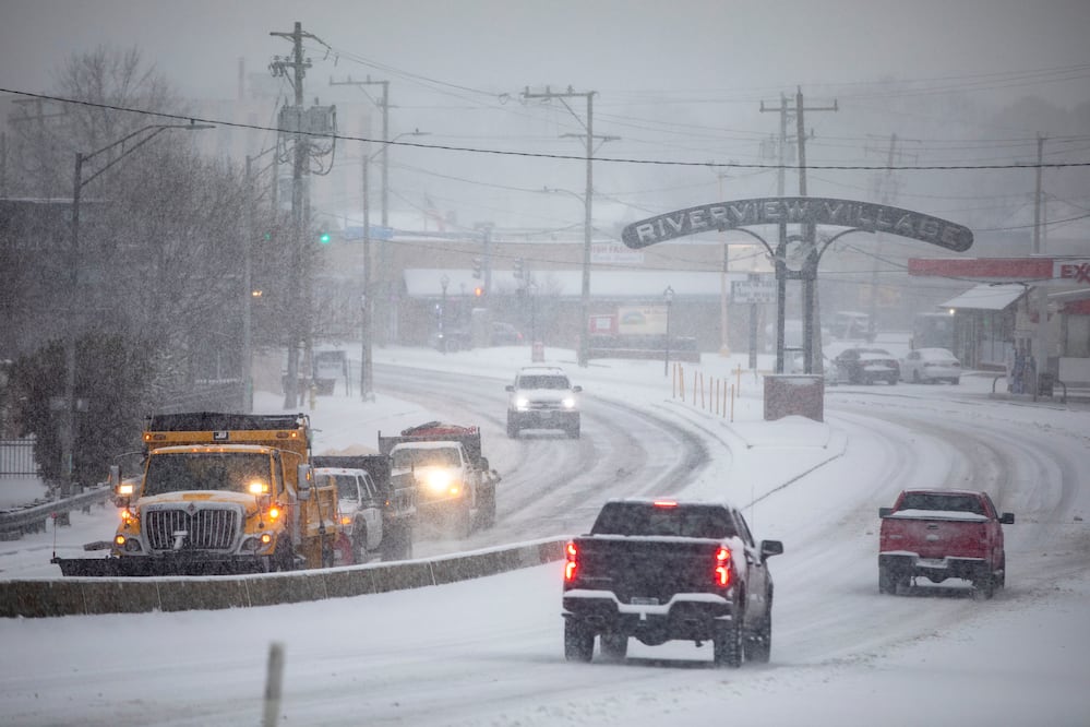 Más de 1,500 accidentes en Virginia y Carolina del Norte por tormenta invernal. (Kendall Warner/The Virginian-Pilot vía AP)