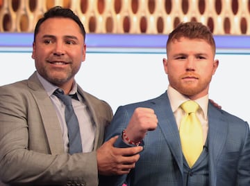 Canelo Álvarez y Óscar de la Hoya. ¿Por qué se odian? Esta es la historia detrás de su pleito