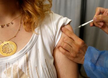 Los Ángeles debe aprobar vacunación obligatoria para estudiantes