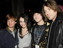 Arrestan a actor de ‘Hannah Montana’ por robar una bolsa de papas