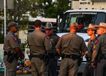 Tiroteo en Texas: “Comandante priorizó la vida de sus policías a la de los niños”