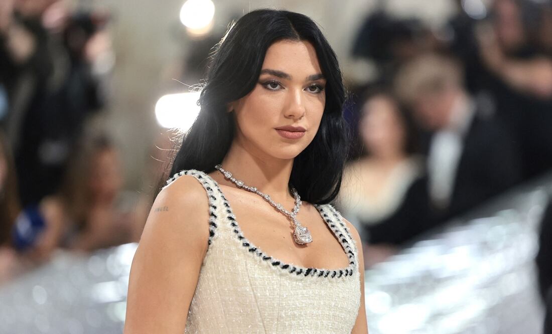 Dua Lipa modeló dimiutos looks 'aesthetics' en Instagram. Foto: AFP