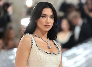 Dua Lipa y los diminutos bikinis primaverales que modeló en Instagram
