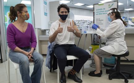 Justin Trudeau y su esposa reciben primera dosis de AstraZeneca