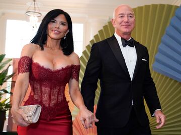 La boda de Jeff Bezos y Lauren Sánchez revive viejas polémicas y nuevos lujos: "Seducción, poder y helicópteros"