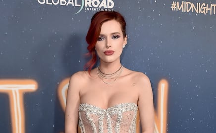 Bella Thorne sorprende con braless y vestido de látex al estilo Barbie en Instagram