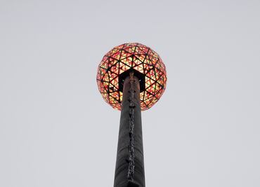 Peso, tamaño y otros datos de la esfera de Times Square que recibe el Año Nuevo