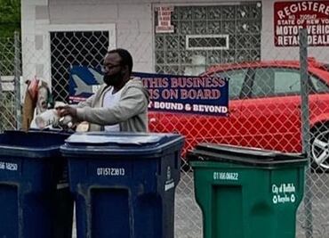 Joven recibe beca y un auto por limpiar la ciudad de Buffalo tras protestas