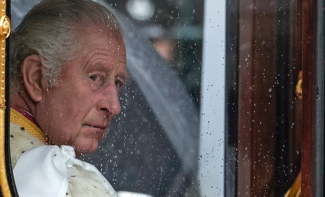 Afirman que esta sería la “última voluntad” del rey Carlos III, que sigue su lucha contra el cáncer. FOTO: AP / Alessandra Tarantino