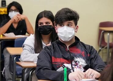 La mitad de adolescentes en EU ya tiene vacuna contra Covid