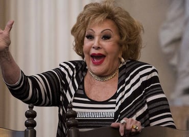 ¿Por qué está hospitalizada la actriz Silvia Pinal?