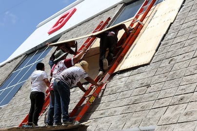 Quintana Roo se prepara para el impacto del huracán Beryl; alistan refugios y evacuaciones 