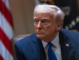 Trump congela visas de estudiantes para evaluar las redes sociales