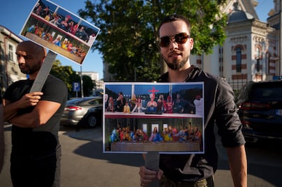 Director artístico de Juegos Olímpicos niega burla a la Última cena: "La idea era hacer un gran festival pagano"