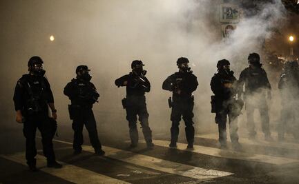 Agentes federales se retiran de Portland 