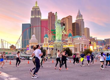 ¡Imperdible para los runners! Así es correr en el corazón de Las Vegas en Rock N’ Roll Running Series