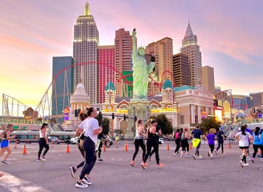 ¡Imperdible para los runners! Así es correr en el corazón de Las Vegas en Rock N’ Roll Running Series