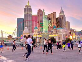 ¡Imperdible para los runners! Así es correr en el corazón de Las Vegas en Rock N’ Roll Running Series