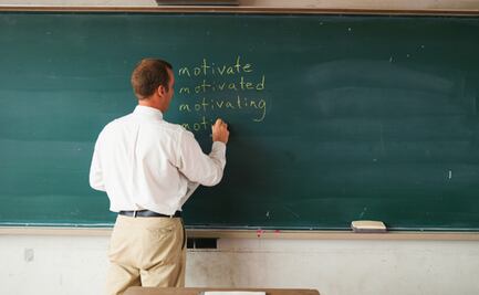 ¿Cómo afectará la nueva tarifa de 100,000 dólares de la visa H-1B a maestros y médicos en zonas rurales de EU?