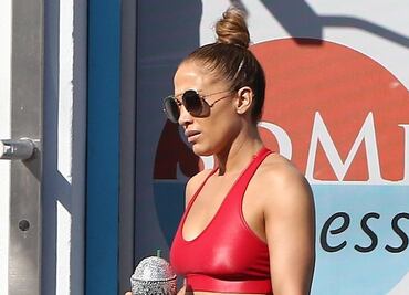 Los leggings rojos con los que Jennifer Lopez arrasó en video